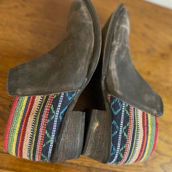 Roper Serape Distressed Leather Ankle Boots size 8 - Picture 9 of 11